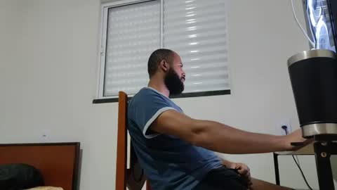 m0ren01995 online show from 07/18/26, 05:50