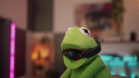 M1A  Dddy online show from 10/05/25, 07:56