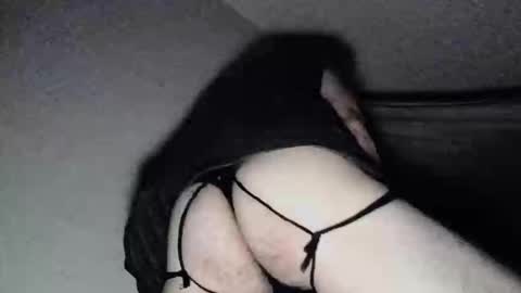 Snapshot of m444rk chatting on 10/27/25, 01:20 SLoppYxXPeeHoLeXxGspotxX online show from 10/27/25, 01:20