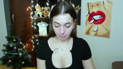 Vikki online show from 01/04/25, 02:14