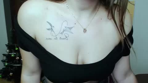 Vikki online show from 01/04/25, 05:16