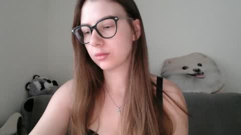 Mary  online show from 12/17/25, 07:36