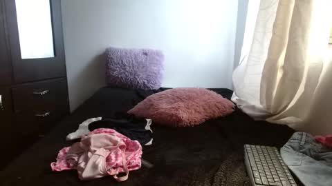 Snapshot of maaddy_thompson chatting on 12/03/25, 07:34 maaddy_thompson online show from 12/03/25, 07:34