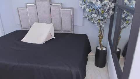 Maraacooper online show from 12/30/24, 03:47