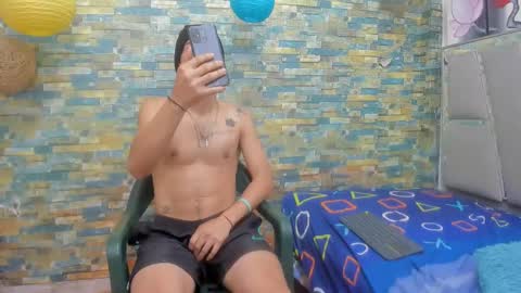 itgram pezlo josue online show from 01/11/25, 01:01