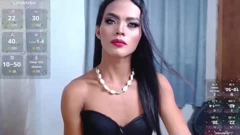 Divina online show from 05/11/26, 11:49