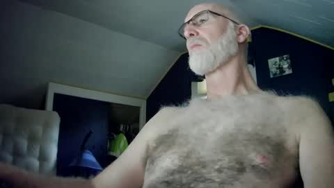 mac8181 online show from 12/19/24, 12:34