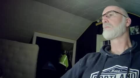 mac8181 online show from 12/20/24, 10:05