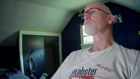 Snapshot of mac8181 chatting on 06/13/26, 10:24 mac8181 online show from 06/13/26, 10:24