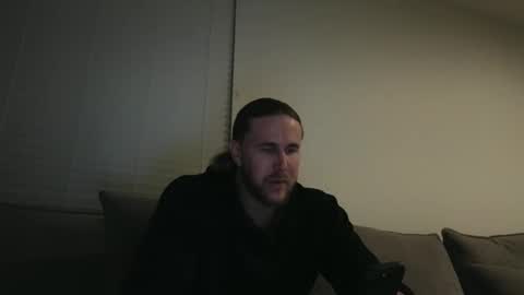 Snapshot of mac_drew chatting on 02/18/25, 06:15 mac_drew online show from 02/18/25, 06:15