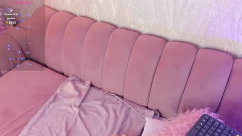 Maca online show from 09/25/25, 11:58