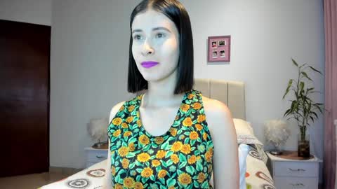 Macarena online show from 12/18/24, 02:53