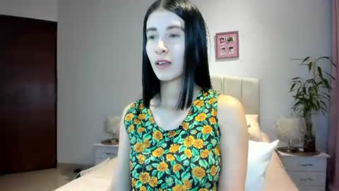 Macarena online show from 06/24/26, 02:21