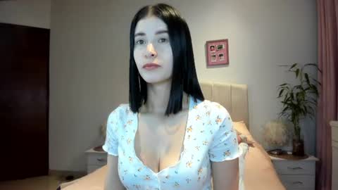 Macarena online show from 06/29/26, 03:02