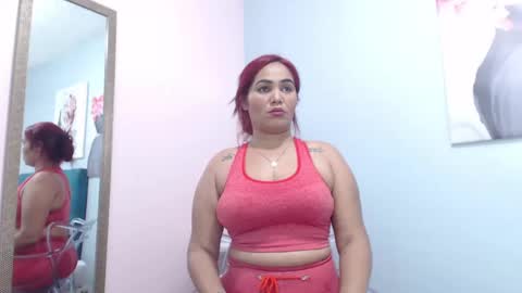 macarena  online show from 02/25/25, 08:09