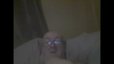 macbewdekan25 online show from 12/26/24, 11:21