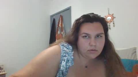 Snapshot of macca_105 chatting on 11/08/25, 02:01 macca_105 online show from 11/08/25, 02:01