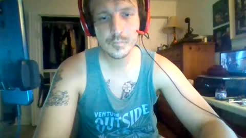 Snapshot of macdaddy9mm chatting on 06/28/26, 06:58 macdaddy9mm online show from 06/28/26, 06:58