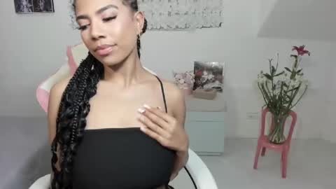 Snapshot of macdelice chatting on 12/05/24, 05:15 Mac Delice online show from 12/05/24, 05:15