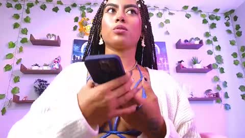 Macey Elliot Modelo Independiente online show from 12/10/24, 05:11