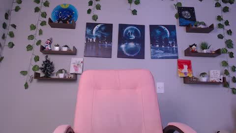 Macey Elliot Modelo Independiente online show from 01/08/25, 12:17