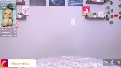 Macey Elliot Modelo Independiente online show from 01/17/25, 08:11