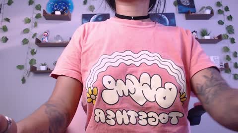 Macey Elliot Modelo Independiente online show from 01/28/25, 12:32