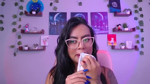 Macey Elliot Modelo Independiente online show from 02/07/25, 04:24