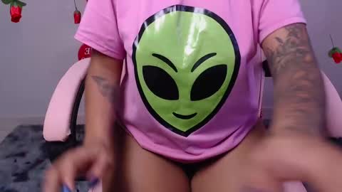 Macey Elliot Modelo Independiente online show from 02/16/25, 12:32