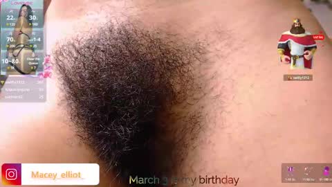 Macey Elliot Modelo Independiente online show from 03/02/25, 11:42