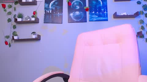 Macey Elliot Modelo Independiente online show from 03/06/25, 06:05