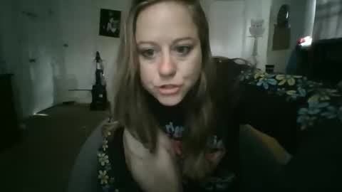 Snapshot of maceyloves chatting on 03/24/26, 01:49 maceyloves online show from 03/24/26, 01:49
