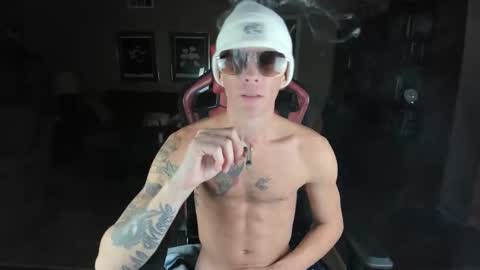Snapshot of machinecumkelly69 chatting on 01/11/26, 06:29 machinecumkelly69 online show from 01/11/26, 06:29