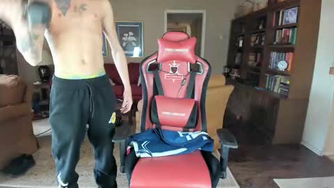 Snapshot of machinecumkelly69 chatting on 02/04/26, 06:47 machinecumkelly69 online show from 02/04/26, 06:47