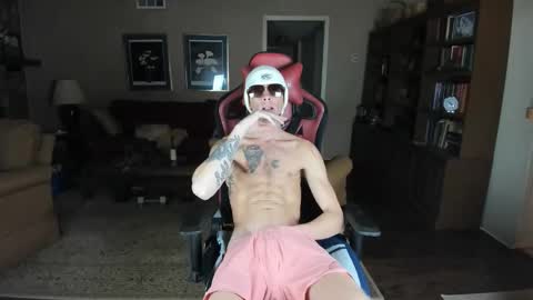 Snapshot of machinecumkelly69 chatting on 02/08/26, 12:47 machinecumkelly69 online show from 02/08/26, 12:47