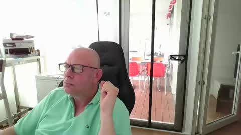 Snapshot of machinegun3dx chatting on 10/13/25, 10:59 Andy online show from 10/13/25, 10:59