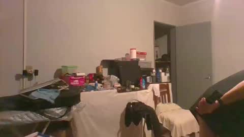 Snapshot of machoalex chatting on 01/13/26, 05:13 MACHOLIVRE online show from 01/13/26, 05:13