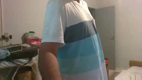 Snapshot of machoalex chatting on 02/10/26, 03:10 MACHOLIVRE online show from 02/10/26, 03:10