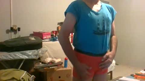 Snapshot of machoalex chatting on 05/24/26, 06:40 MACHOLIVRE online show from 05/24/26, 06:40