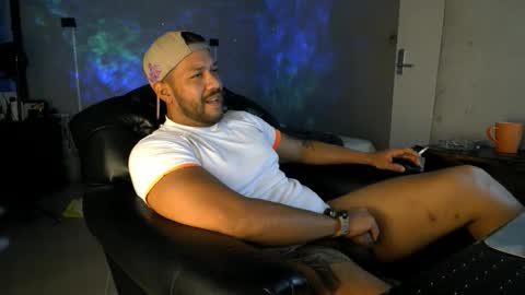 Javier papichulo master how do you want online show from 05/25/26, 08:15