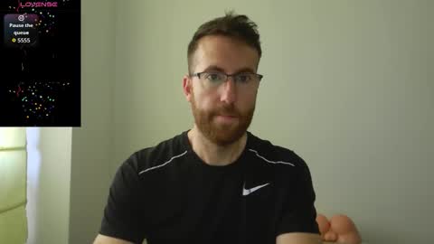 Snapshot of machohiberiko chatting on 12/18/25, 08:42 Jota online show from 12/18/25, 08:42