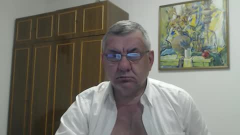 Macho online show from 12/20/25, 03:19