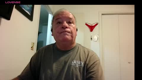 Snapshot of mackdocc001 chatting on 11/01/25, 10:50 mackdocc001 online show from 11/01/25, 10:50