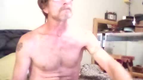 Snapshot of mackdog1369 chatting on 10/20/25, 08:26 mackdog1369 online show from 10/20/25, 08:26