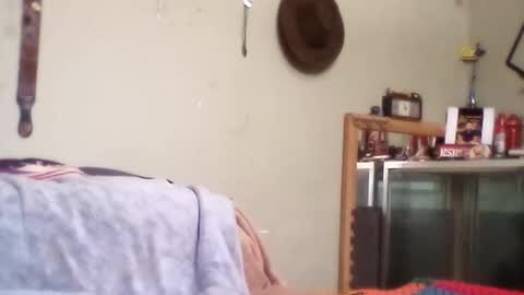 Snapshot of mackdog1369 chatting on 10/28/25, 04:09 mackdog1369 online show from 10/28/25, 04:09