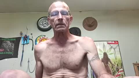 mackdog1369 online show from 05/05/26, 01:19