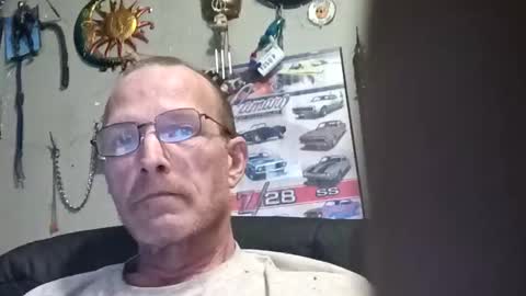 mackdog1369 online show from 05/11/26, 07:47
