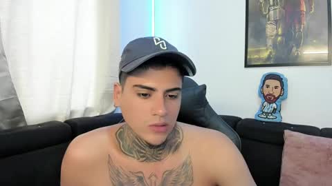 max online show from 03/01/25, 03:49