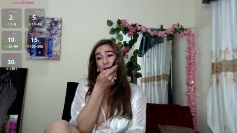 Dalila online show from 01/06/25, 03:51