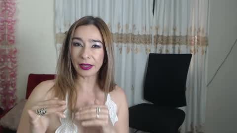 Dalila online show from 02/14/25, 03:47